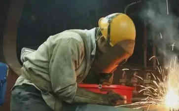 宜春考一个焊工怎么考？